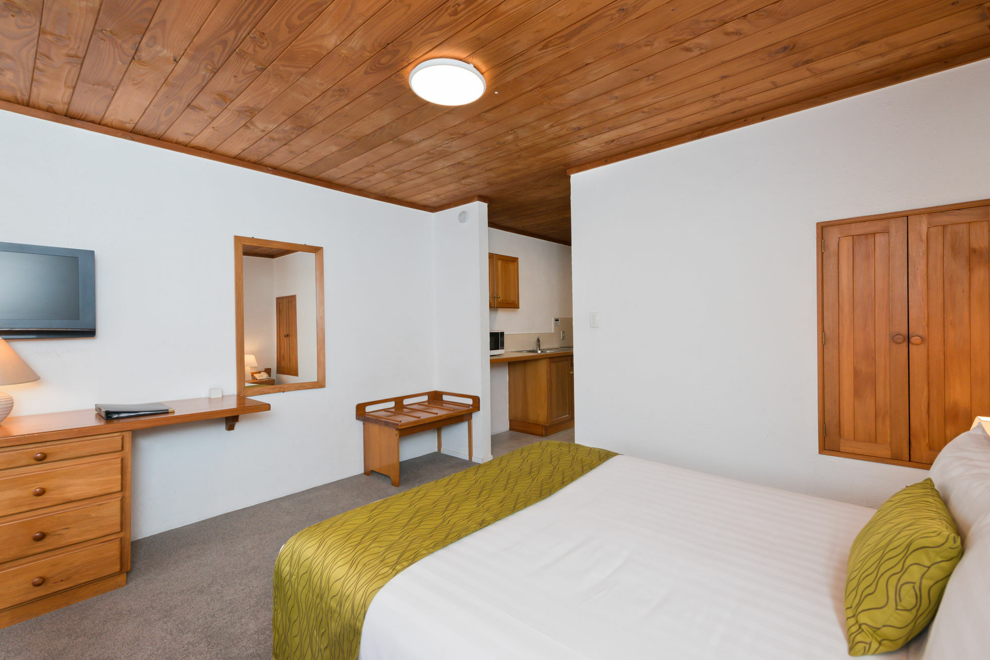 Swiss Chalet Lodge Motel Paihia Exterior photo