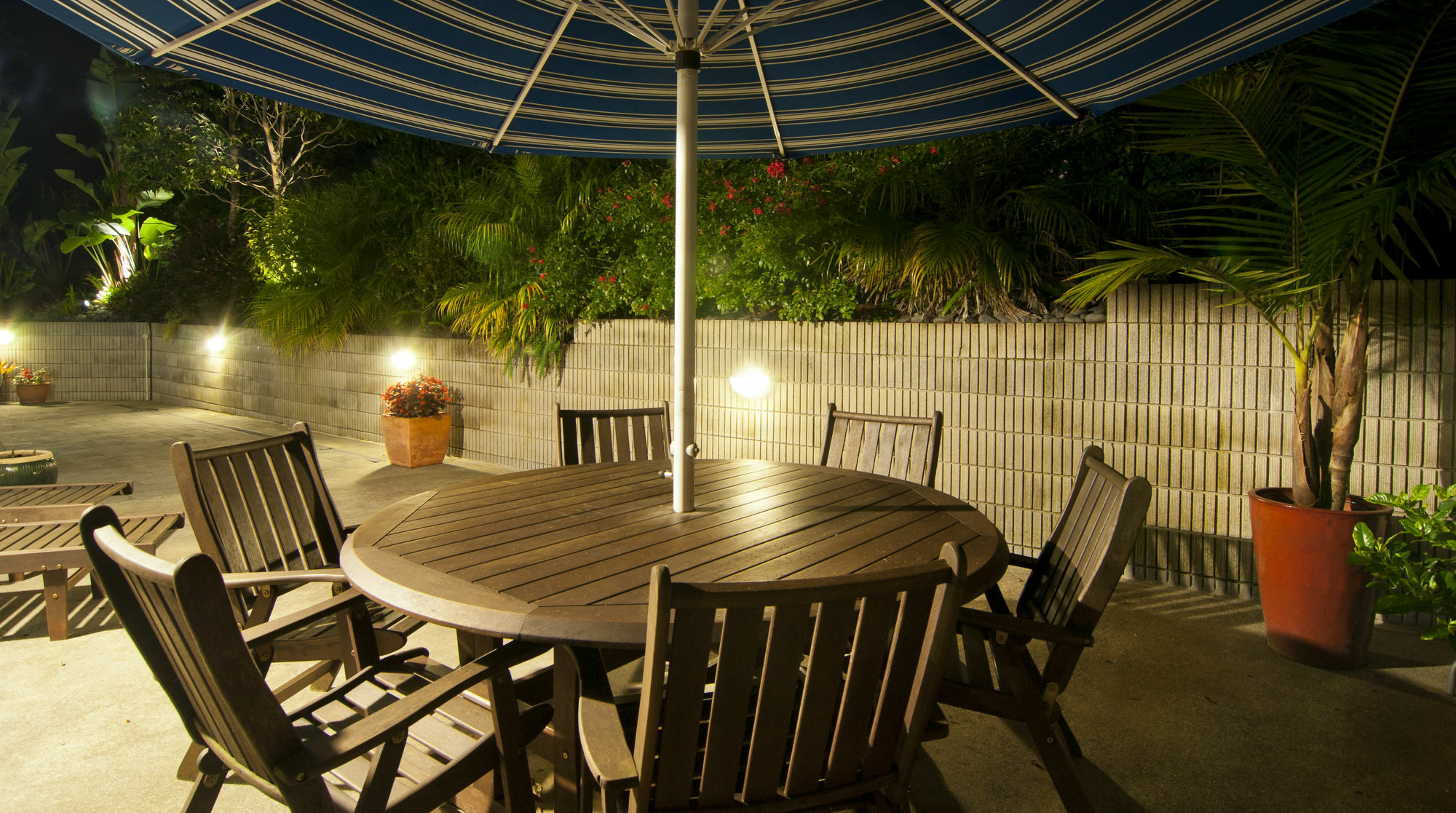 Swiss Chalet Lodge Motel Paihia Exterior photo